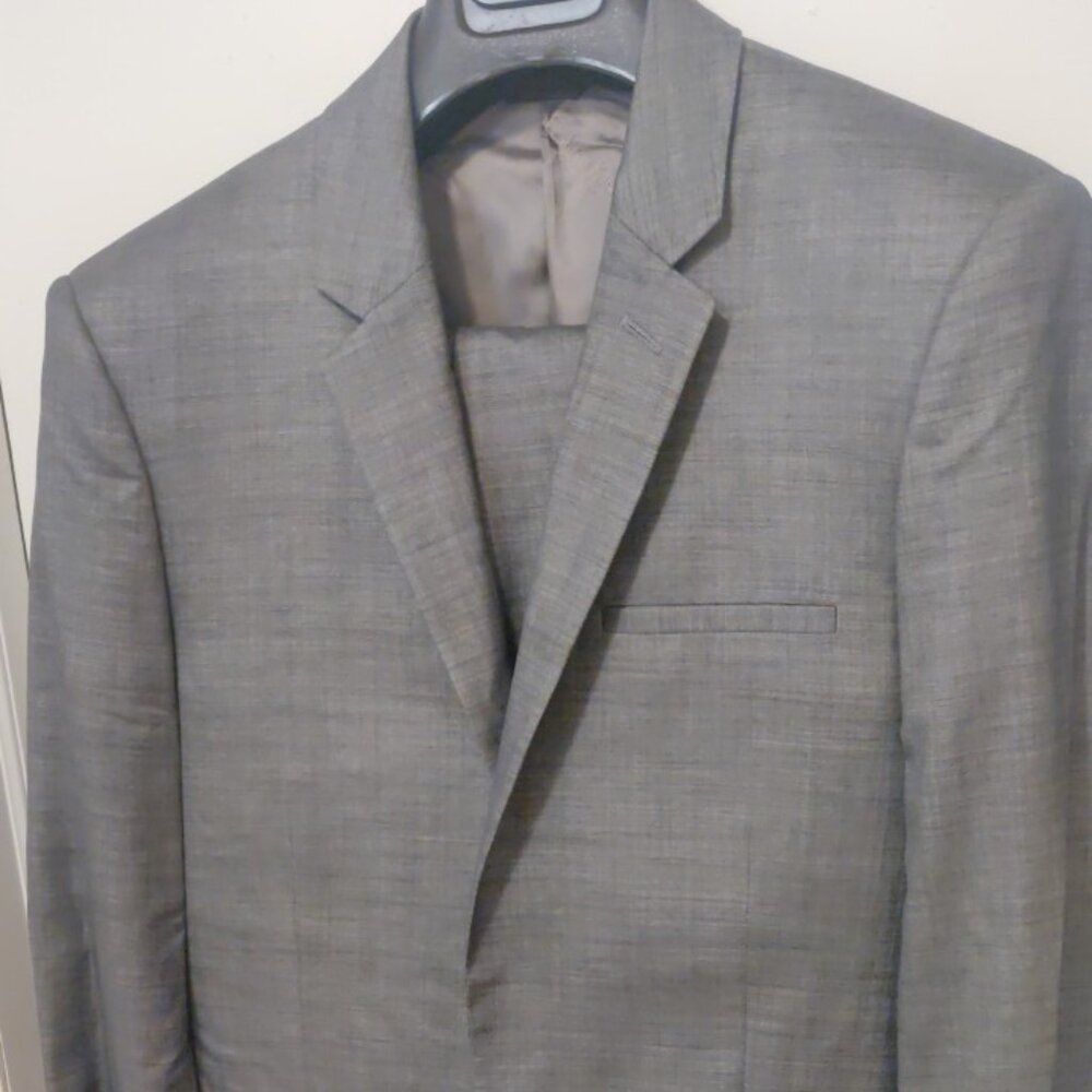 Calvin Klein Collection 36/30 grey sharkskin suit wool silk spandex slim fit